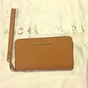 Michael Kors Wristlet